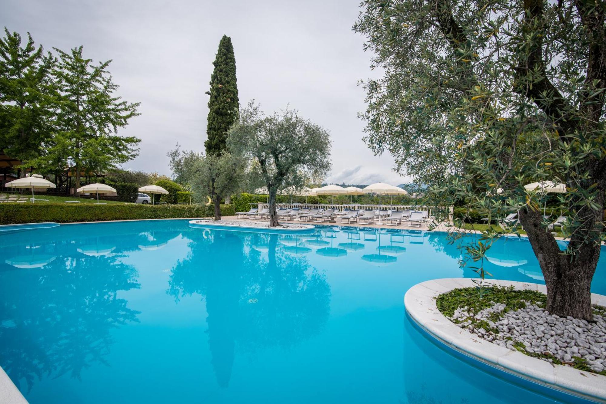 Hotel Porta Del Sole Soiano Del Lago Exterior photo