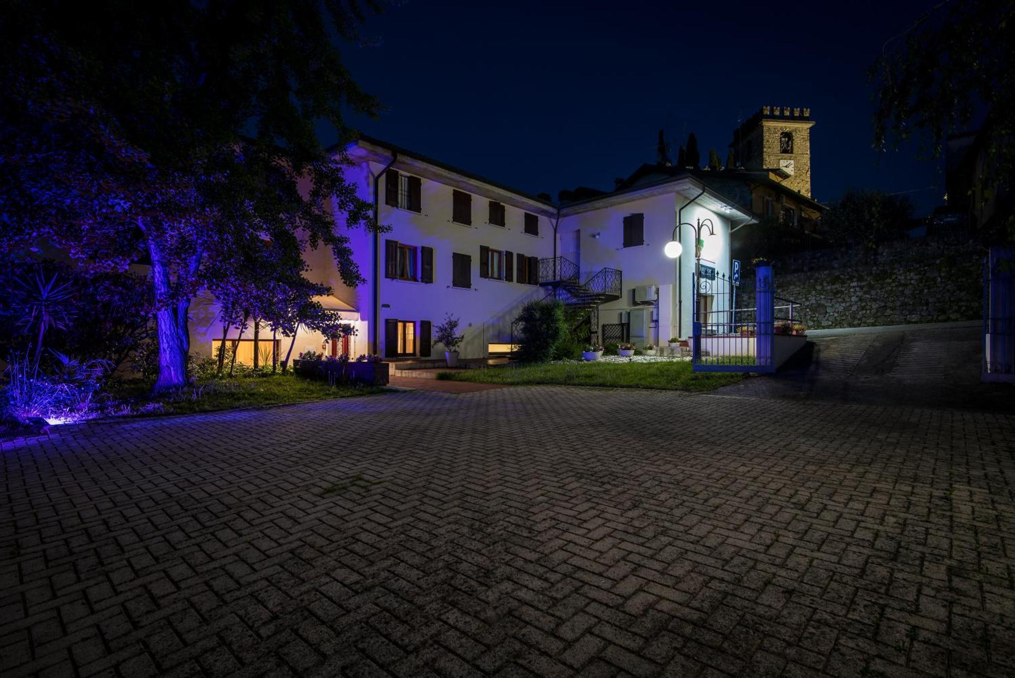 Hotel Porta Del Sole Soiano Del Lago Exterior photo